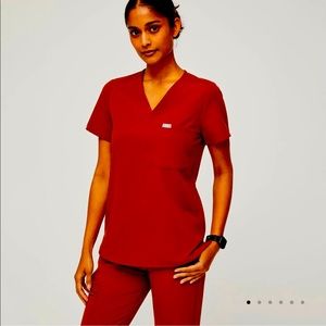 Figs auburn scrub set